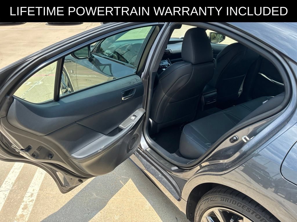 Used 2025 Lexus IS 350 F Sport w/ Accessory Package RWD image 13