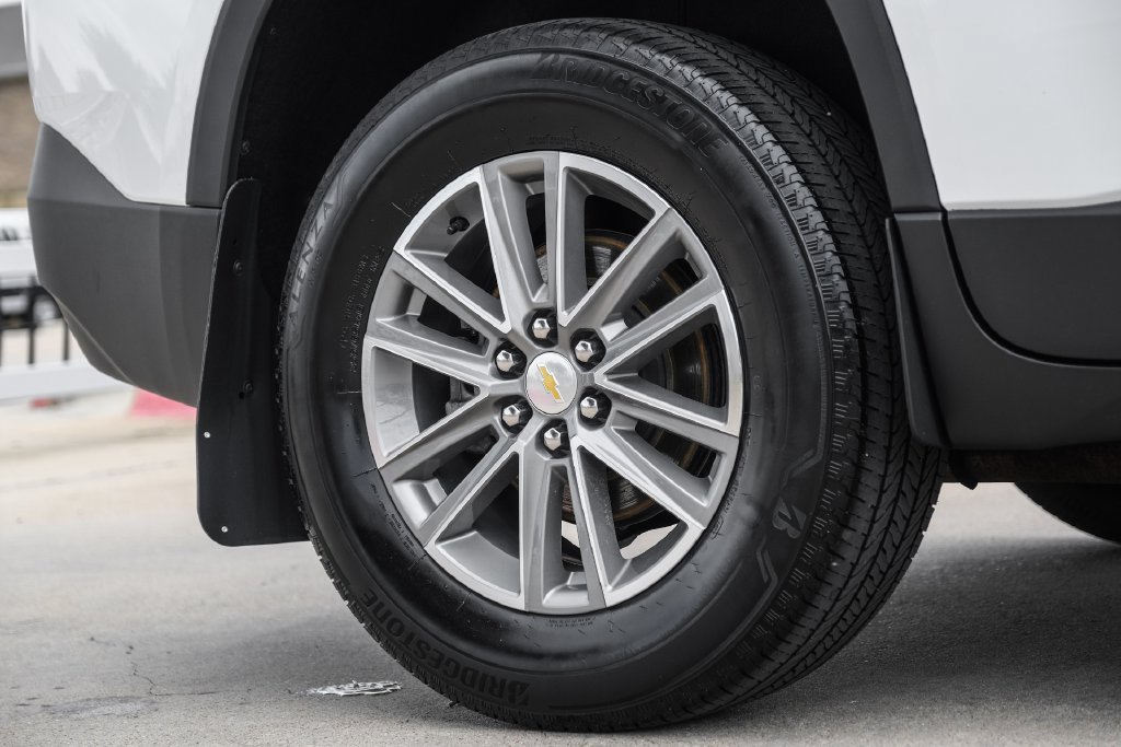 Used 2023 Chevrolet Traverse LT AWD/4WD image 66