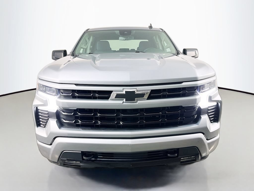 Used 2024 Chevrolet Silverado 1500 RST w/ Dark Appearance Package AWD/4WD image 3