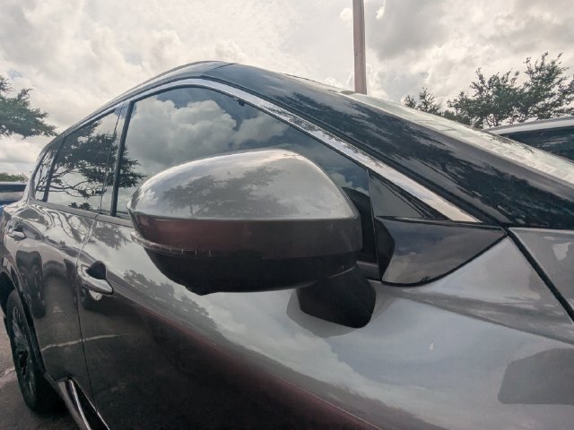 Used 2024 Nissan Rogue Platinum AWD/4WD image 9