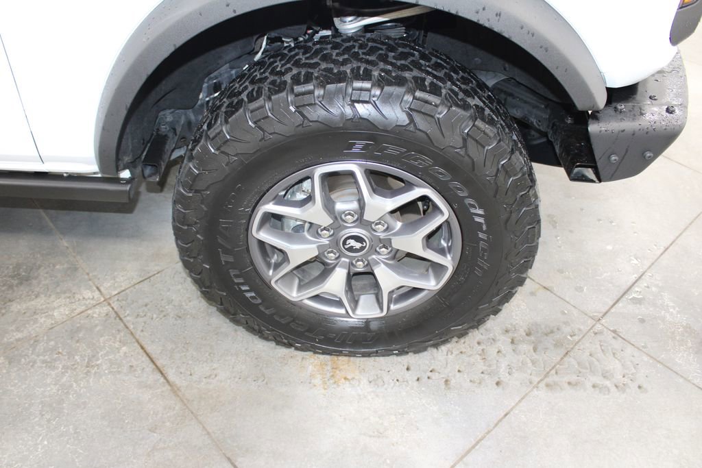 Used 2024 Ford Bronco Badlands image 61