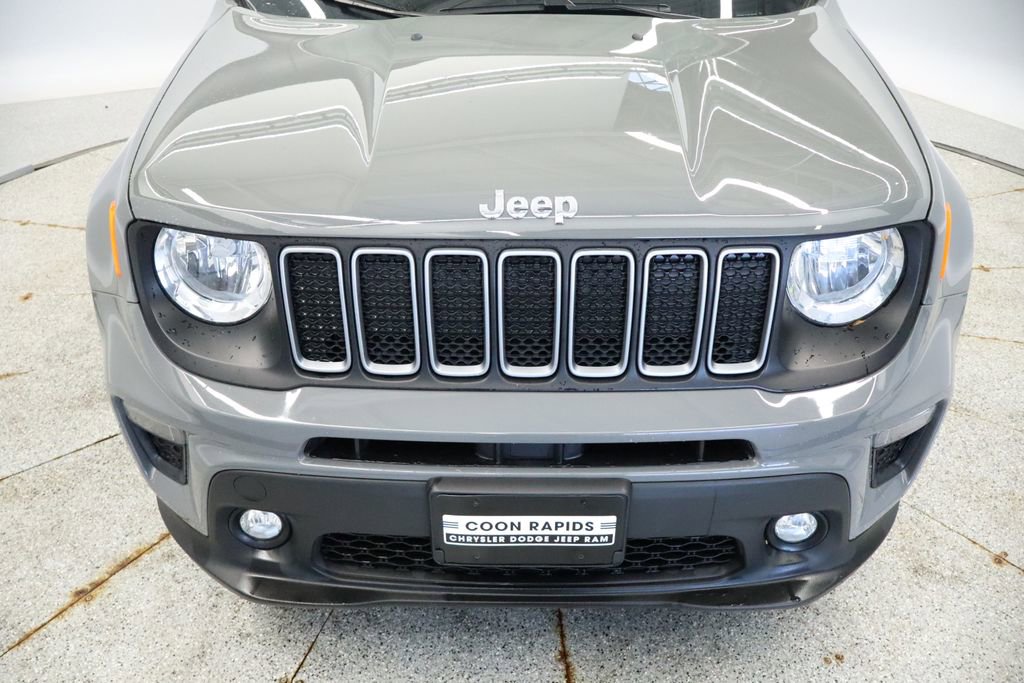 Used 2022 Jeep Renegade Latitude w/ Convenience Group AWD/4WD image 12