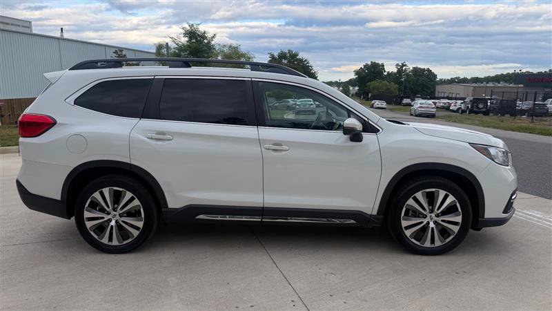 Used 2021 Subaru Ascent Limited w/ Technology Package AWD/4WD image 8