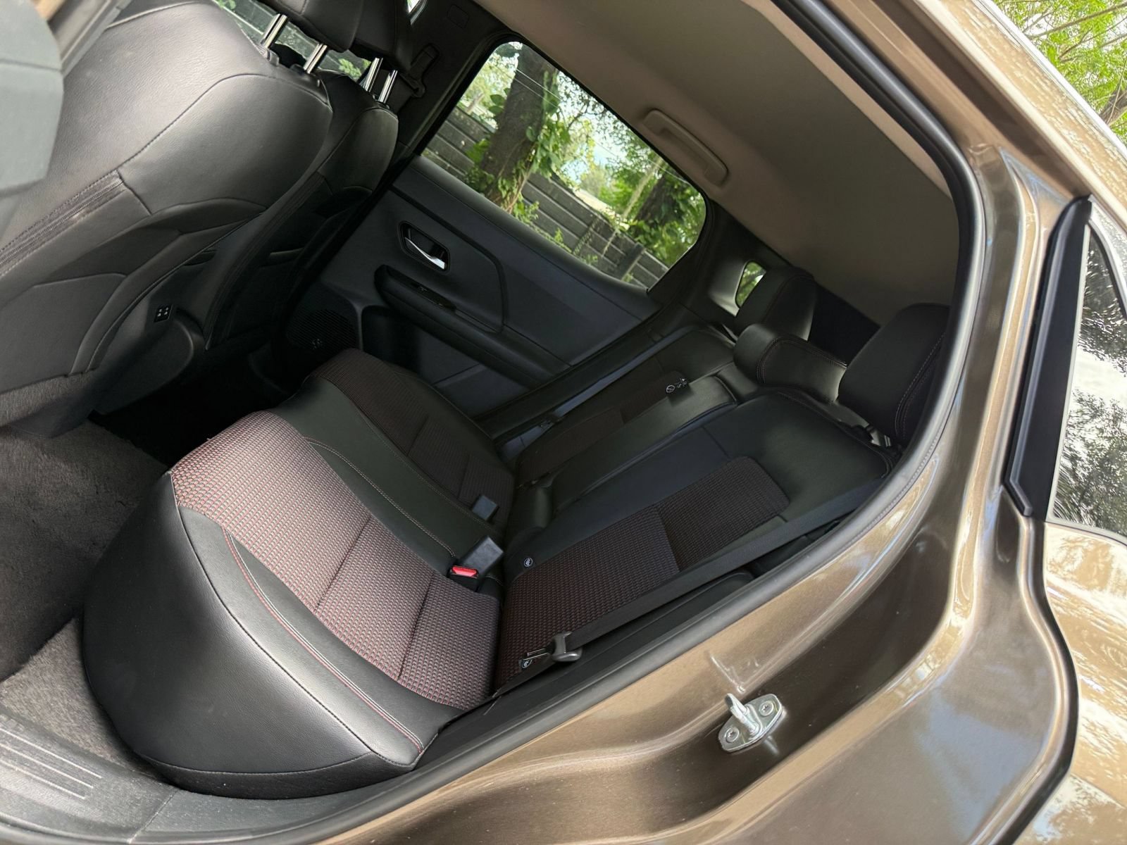 Used 2026 Nissan Kicks SR FWD image 21
