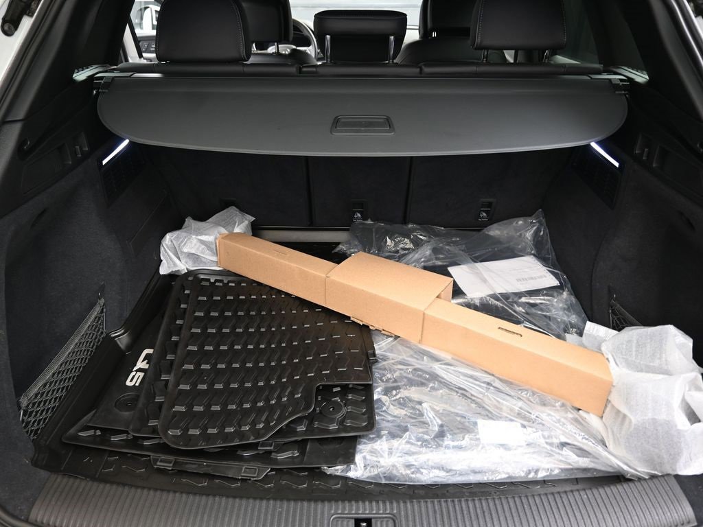 Certified 2025 Audi Q5 2.0T Premium w/ Convenience Plus Package image 19