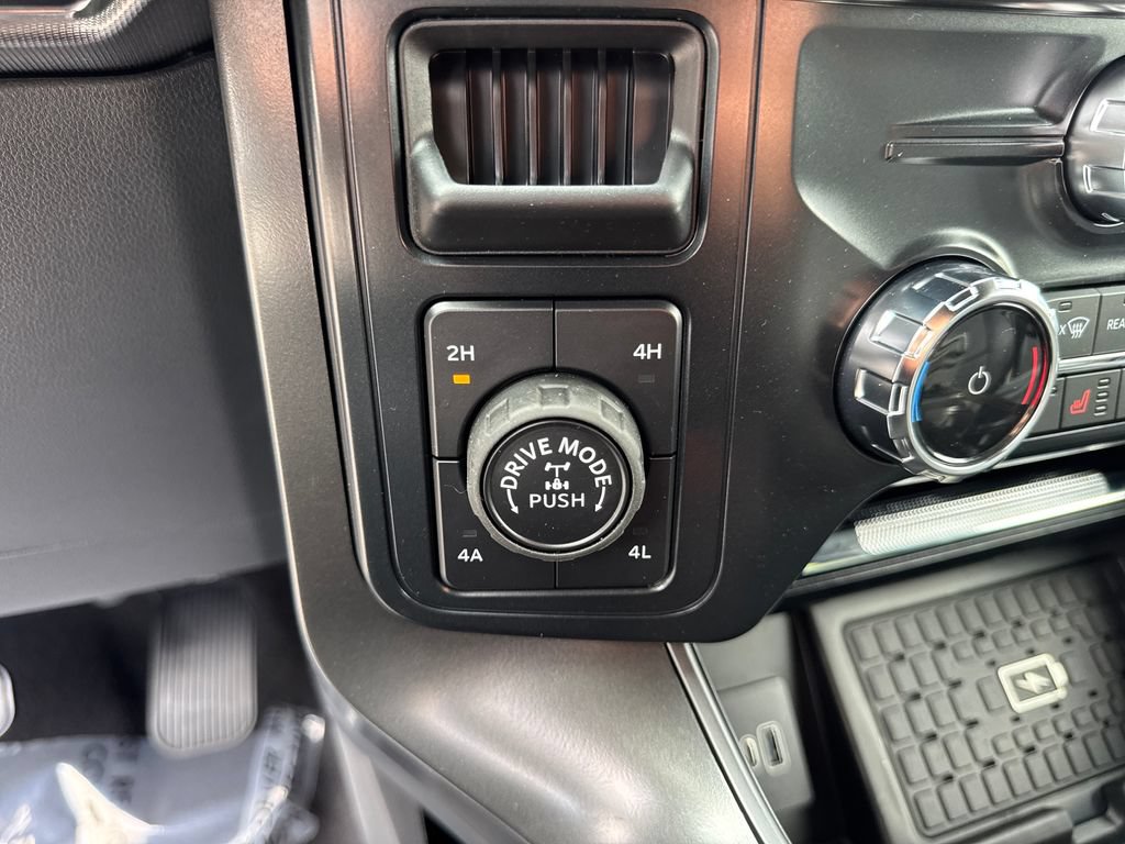 New 2026 Ford F150 Lariat w/ Equipment Group 501A Mid AWD/4WD image 29