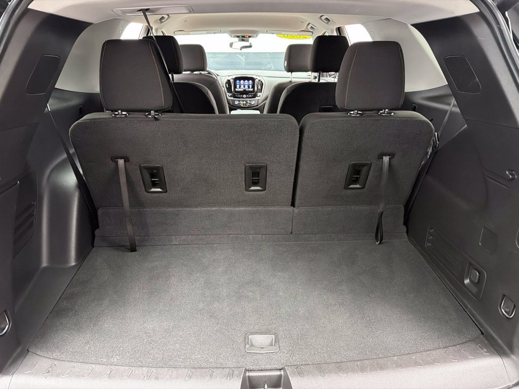 Used 2020 Chevrolet Traverse LT w/ Driver Confidence II Package AWD/4WD image 37
