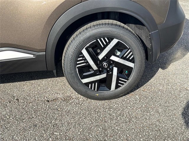 New 2026 Nissan Kicks SV w/ SV Premium Package image 12