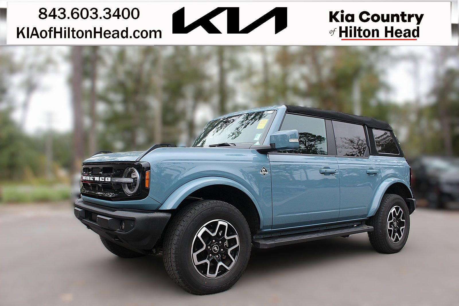 Used 2022 Ford Bronco Outer Banks image 1