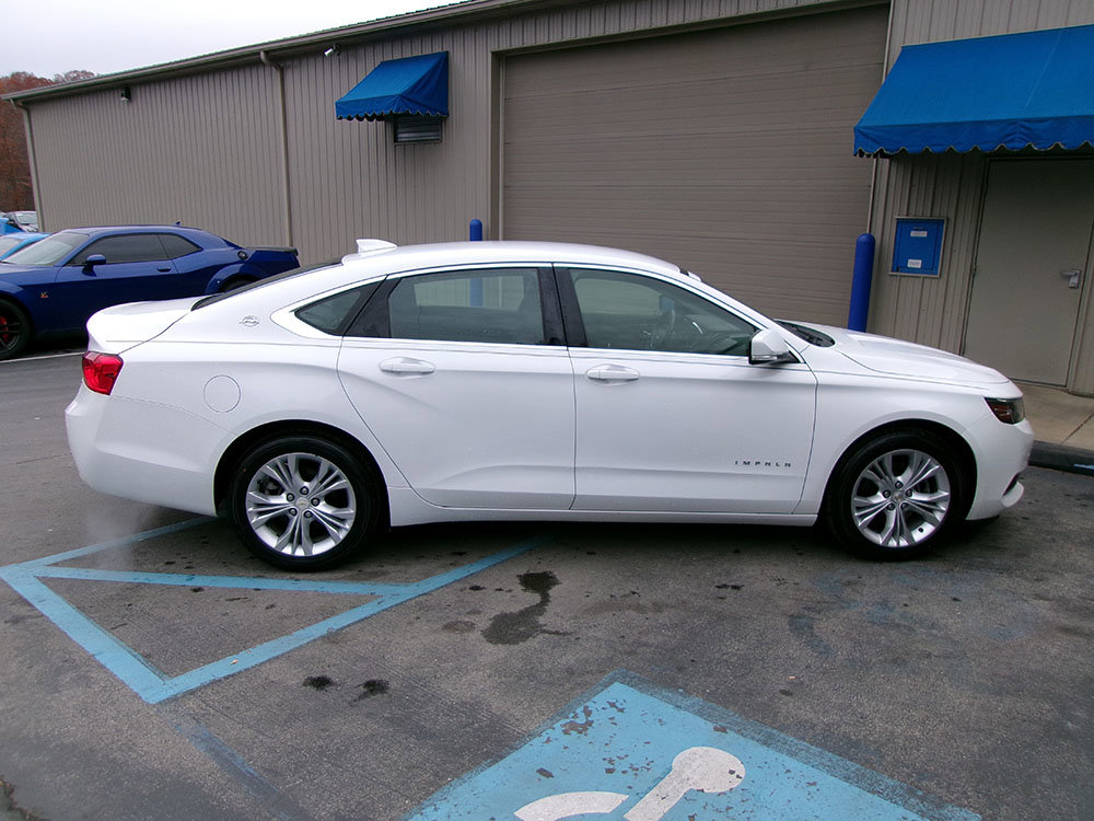Used 2015 Chevrolet Impala LT w/ Convenience Package image 6