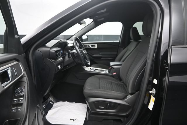 Used 2020 Ford Explorer XLT w/ Comfort Package AWD/4WD image 10