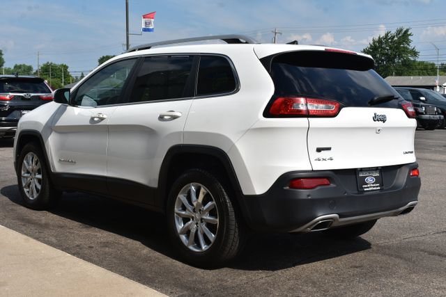 Used 2017 Jeep Cherokee Limited AWD/4WD image 14