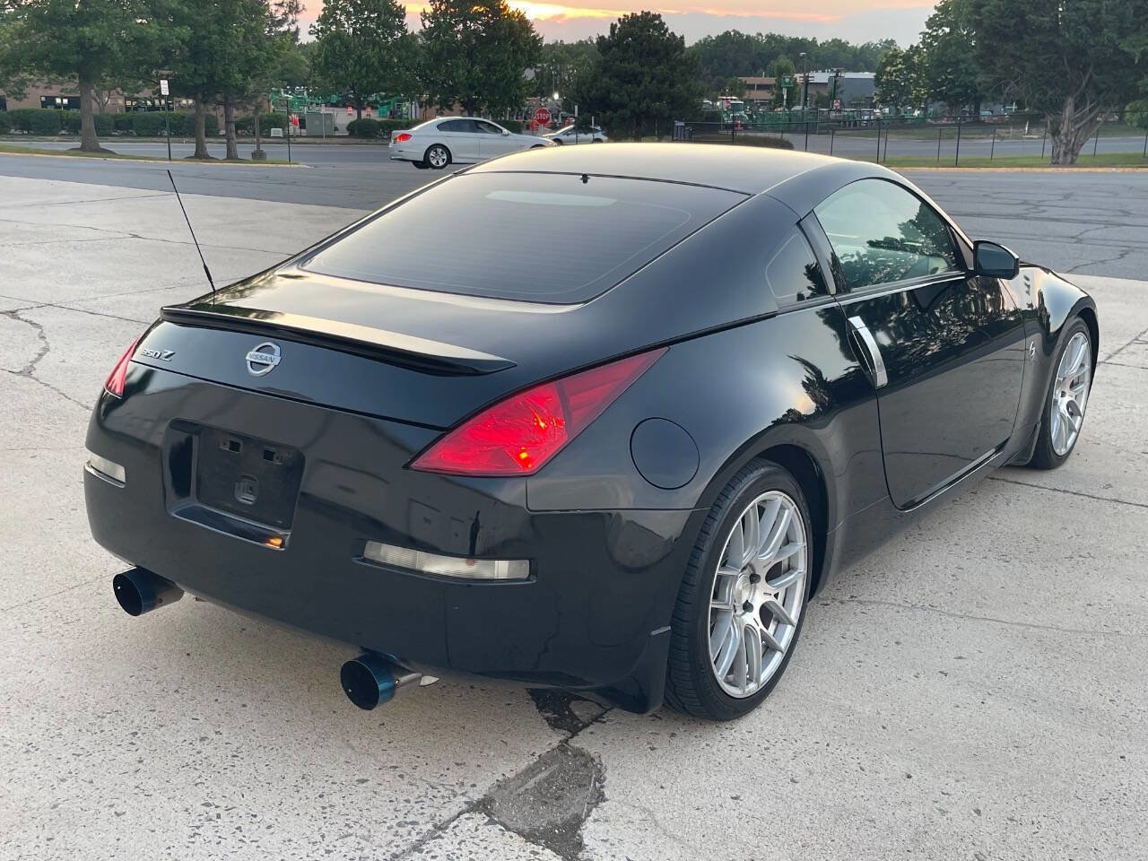 Used 2003 Nissan 350Z Touring RWD image 3