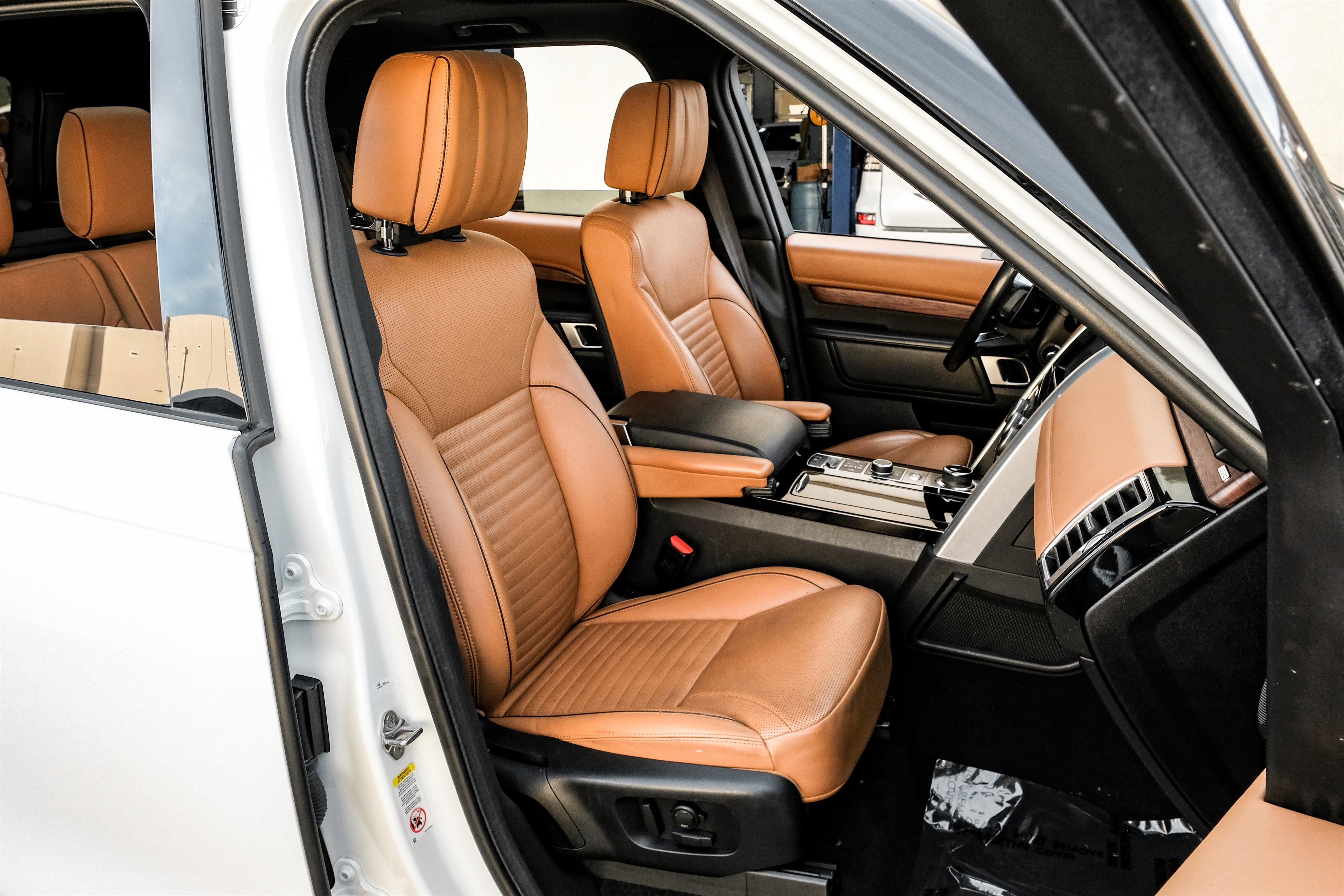 Used 2020 Land Rover Discovery HSE Luxury image 33