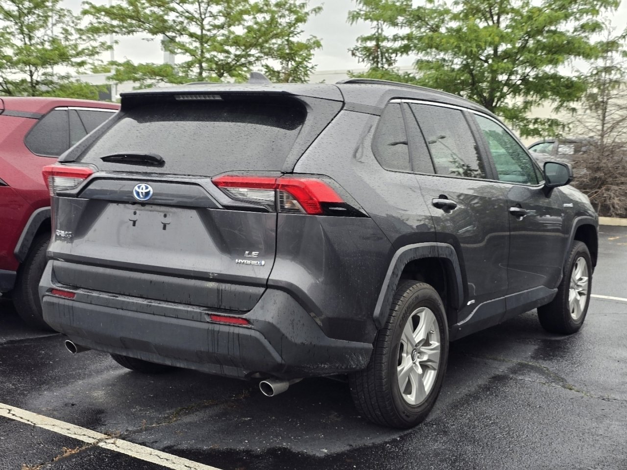 Used 2021 Toyota RAV4 LE AWD/4WD image 7