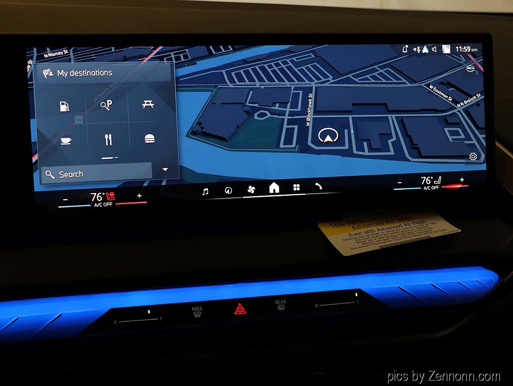 Used 2025 BMW X3 xDrive30i w/ Premium Package image 19