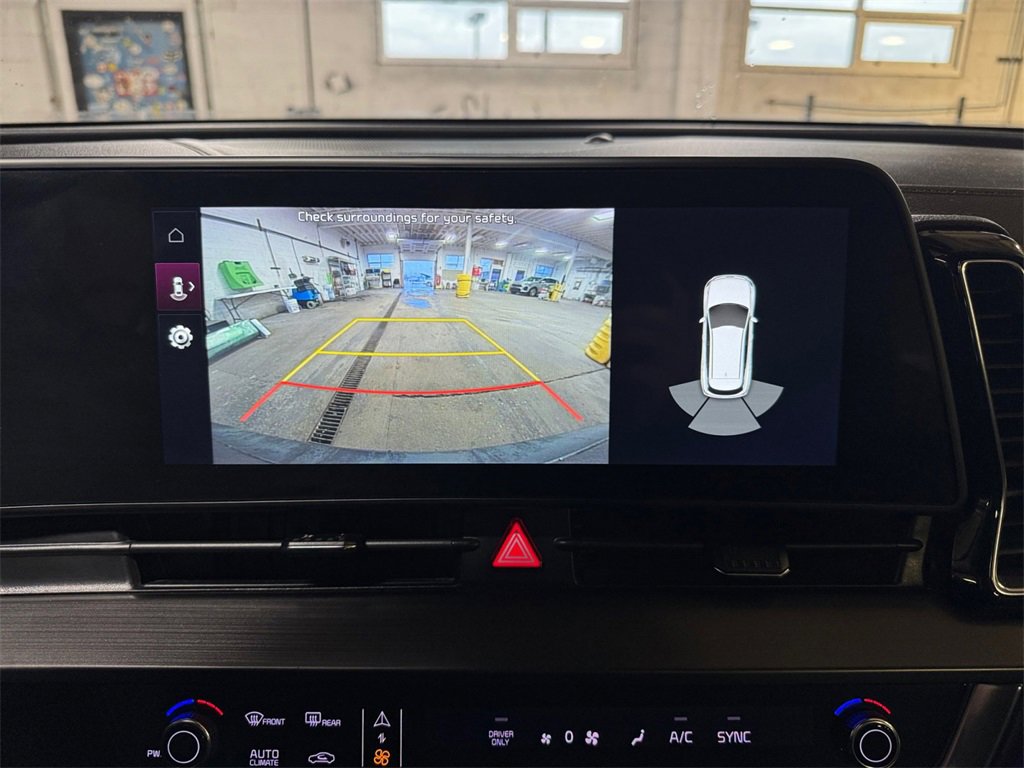 Certified 2023 Kia Sportage EX image 18