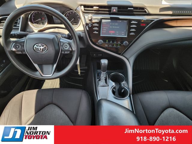 Used 2019 Toyota Camry LE FWD image 27