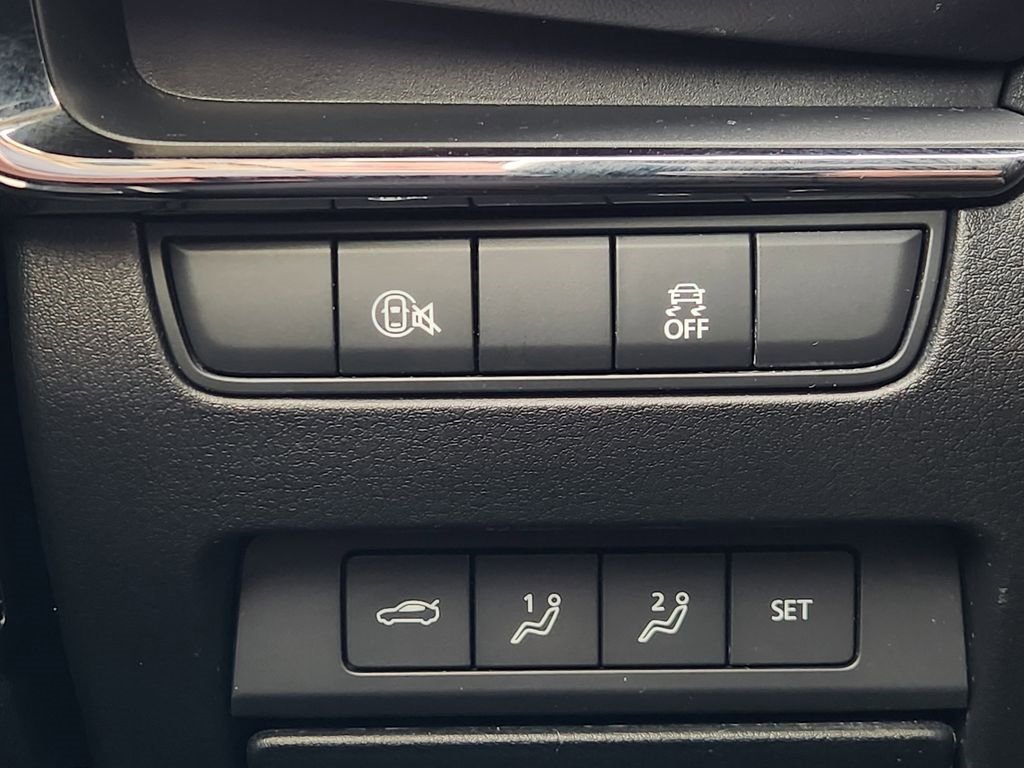 Used 2025 MAZDA MAZDA3 s image 24