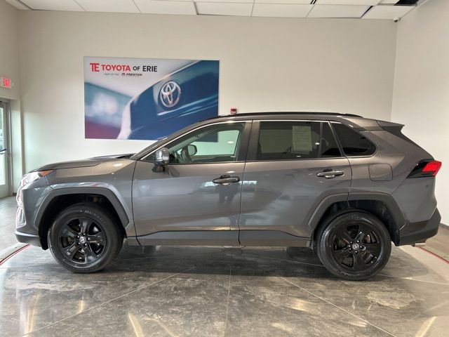 Used 2021 Toyota RAV4 XLE w/ Convenience Package AWD/4WD image 3