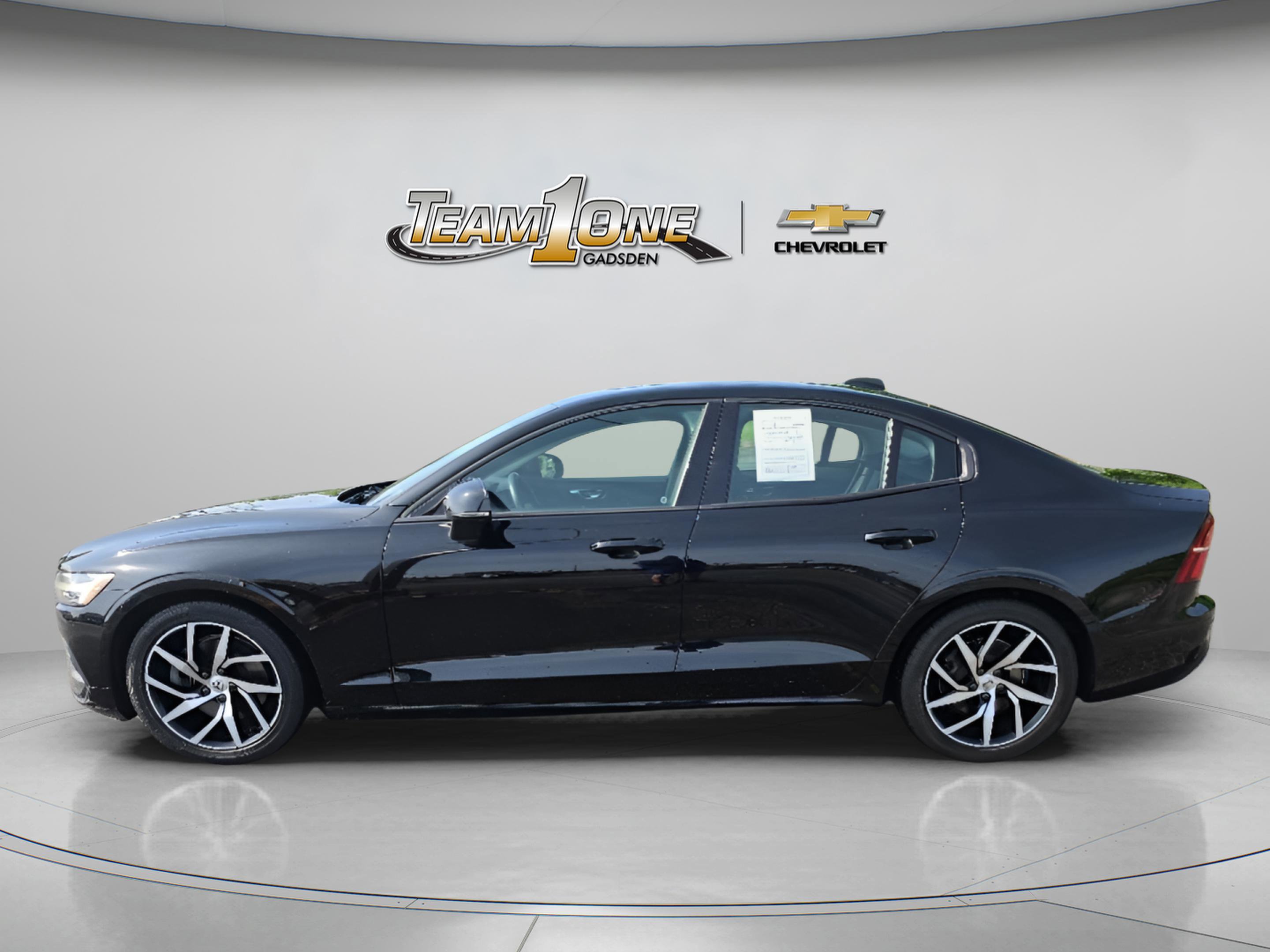 Used 2020 Volvo S60 T5 Momentum FWD image 5