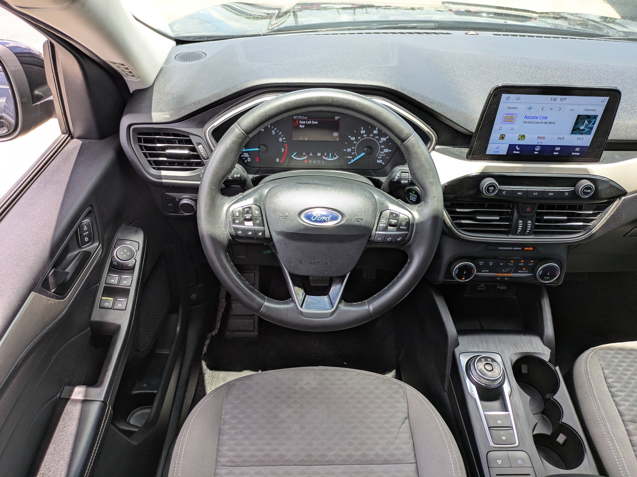 Used 2022 Ford Escape SE w/ SE Sport Appearance Package FWD image 15