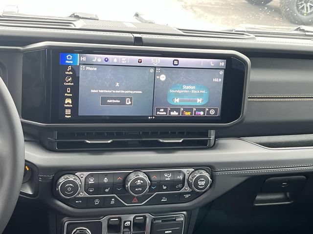 New 2026 Jeep Gladiator Mojave AWD/4WD image 15