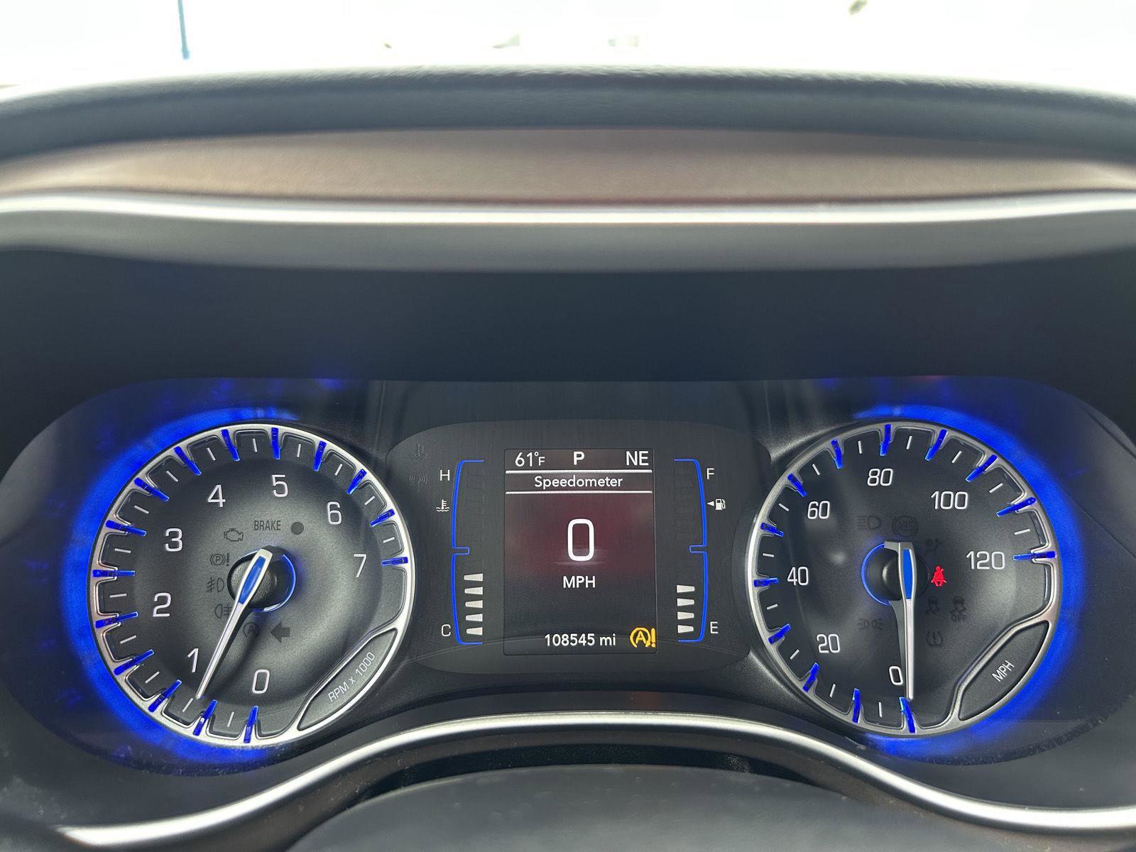 Used 2020 Chrysler Voyager LX FWD image 30