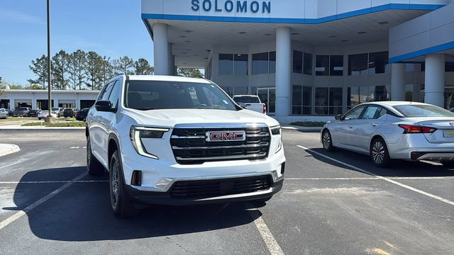 Used 2025 GMC Acadia Elevation