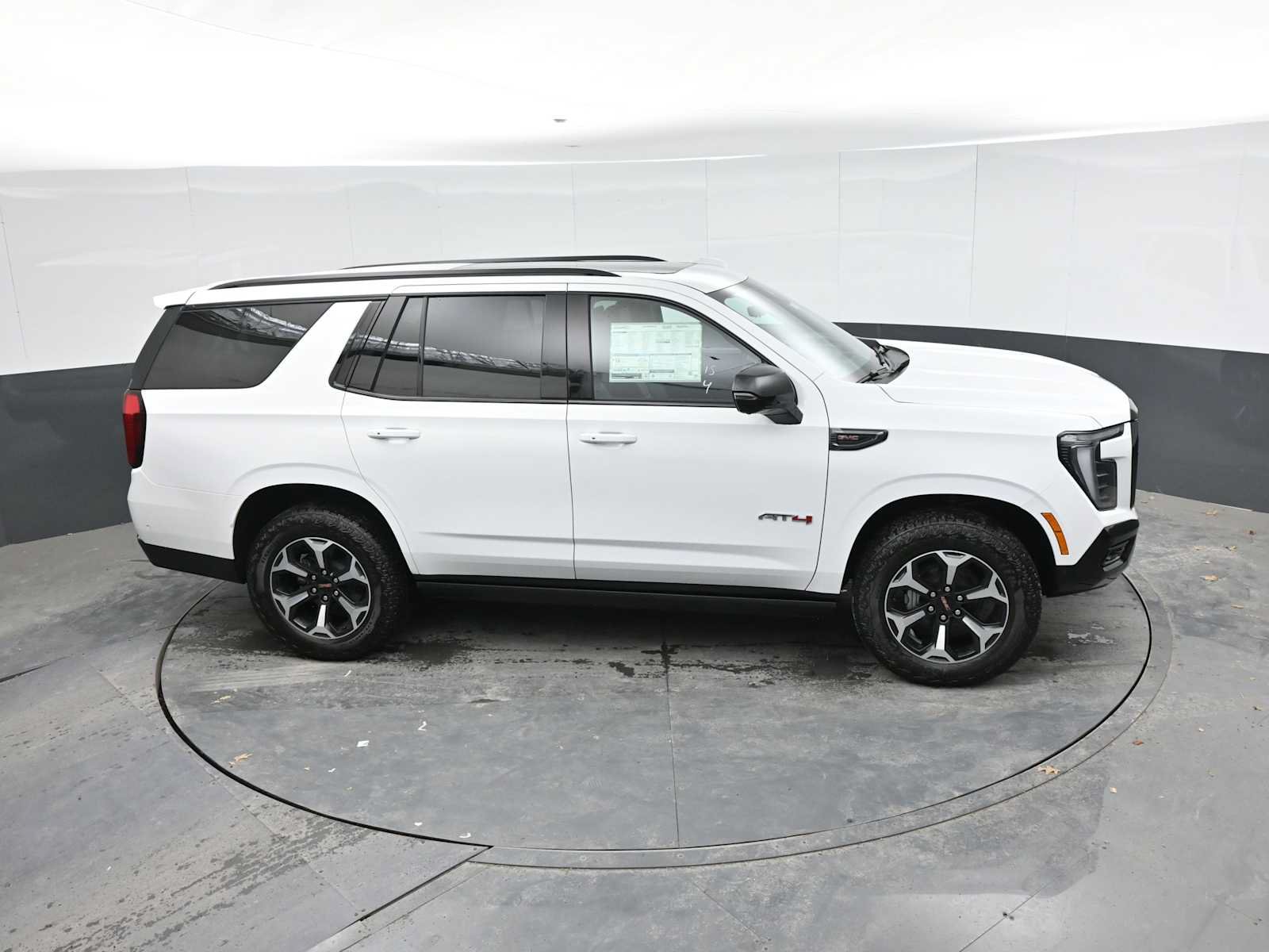 New 2026 GMC Yukon AT4 w/ AT4 Premium Plus Package AWD/4WD image 35
