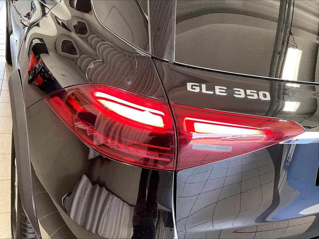Used 2025 Mercedes-Benz GLE 350 4MATIC image 34