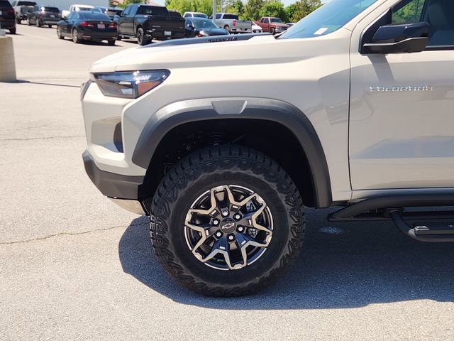 New 2026 Chevrolet Colorado ZR2 w/ Technology Package AWD/4WD image 8