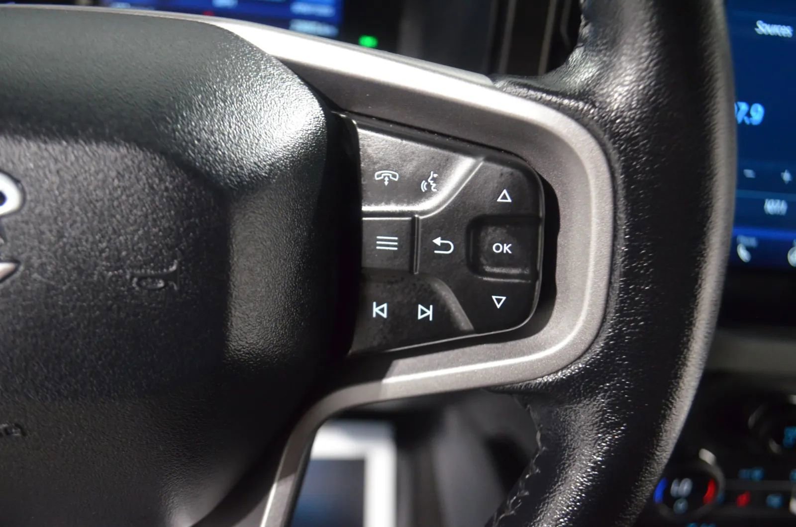 Used 2021 Ford Bronco Badlands image 36