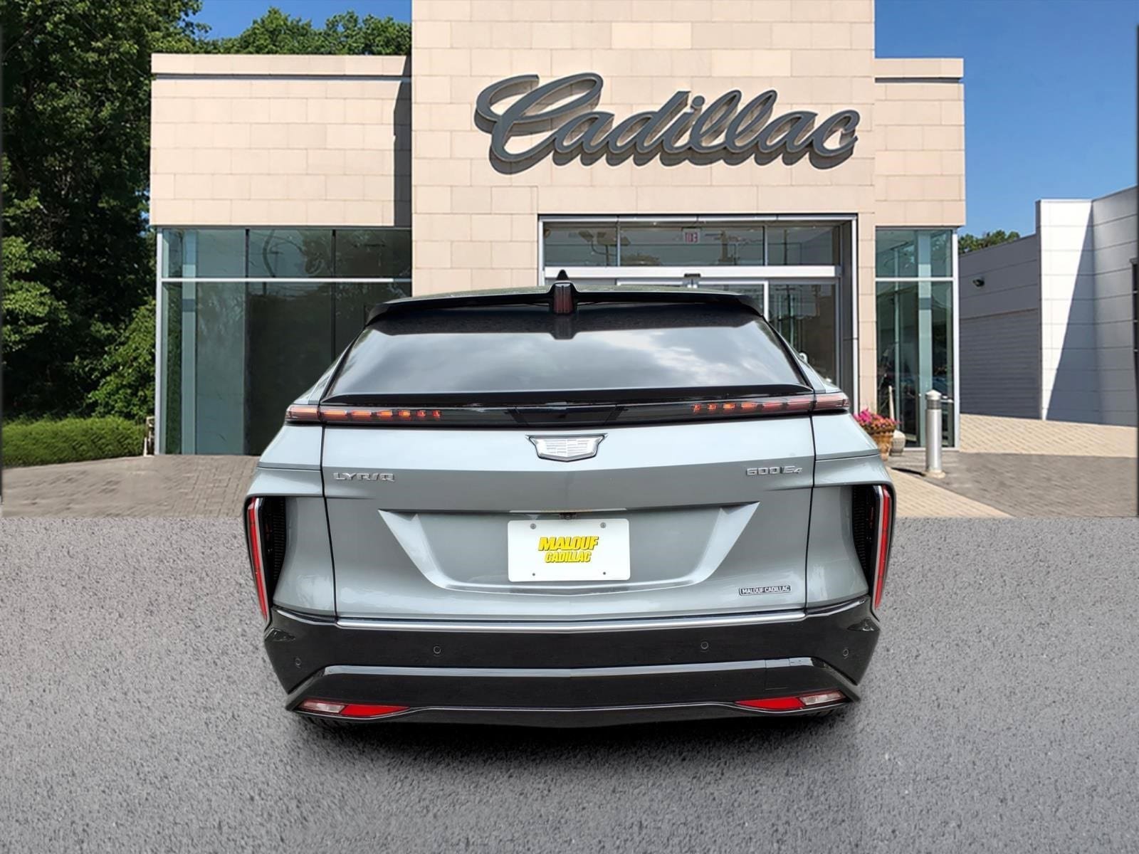 New 2026 Cadillac Lyriq Luxury AWD/4WD image 3