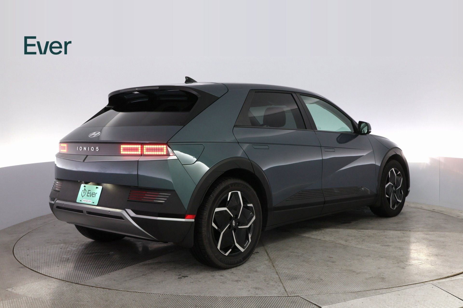 Used 2024 Hyundai Ioniq 5 SEL image 12