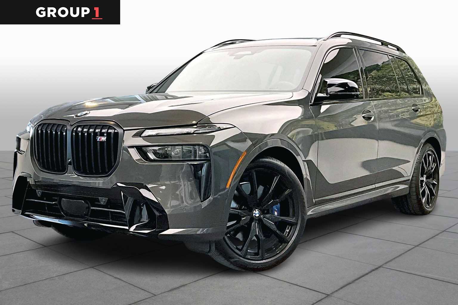 Used 2025 BMW X7 M60i image 1