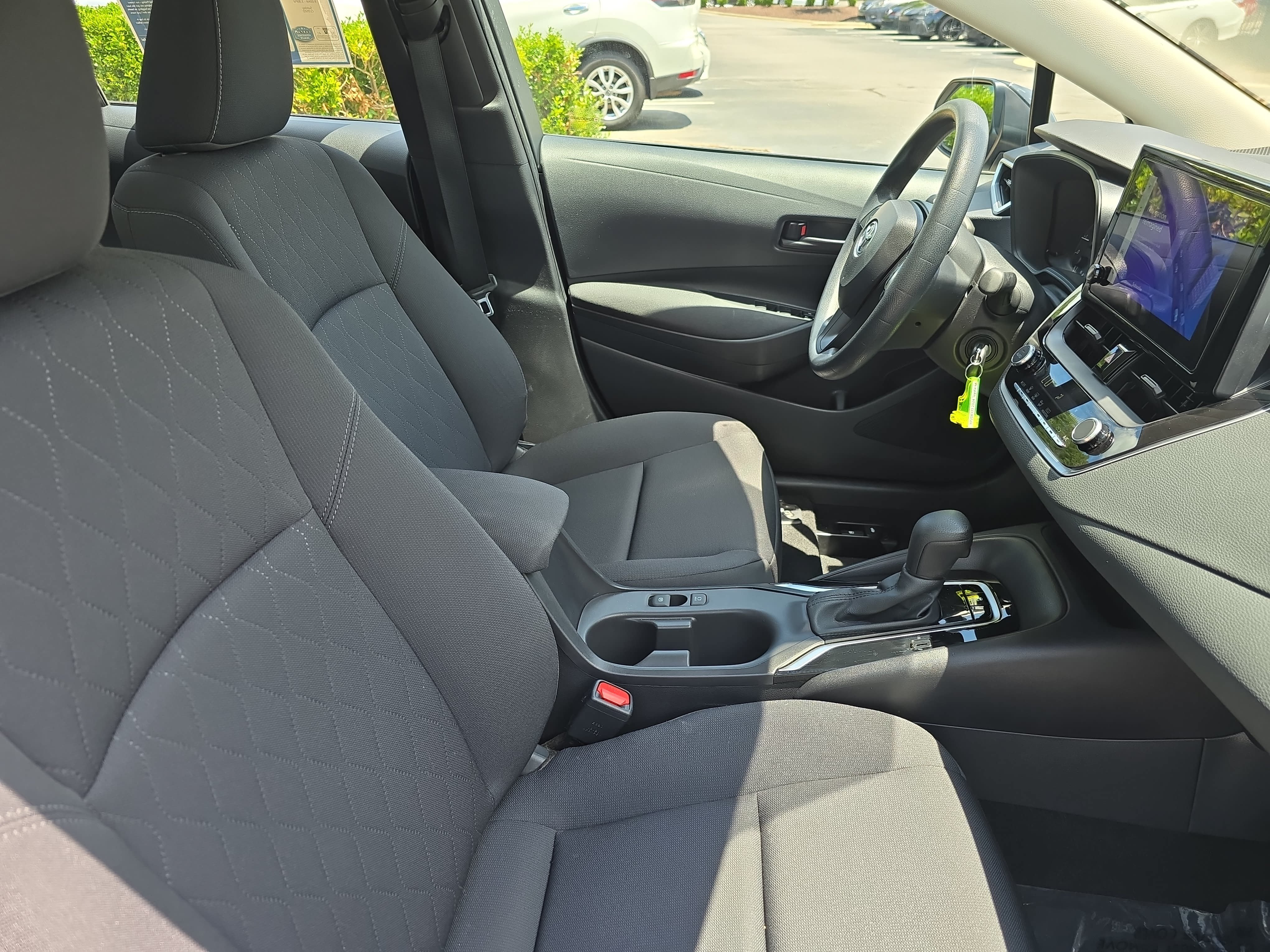 Used 2024 Toyota Corolla LE FWD image 10