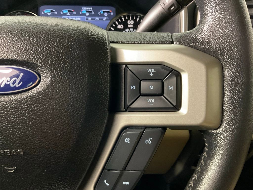 Used 2017 Ford F150 Lariat w/ Trailer Tow Package image 23