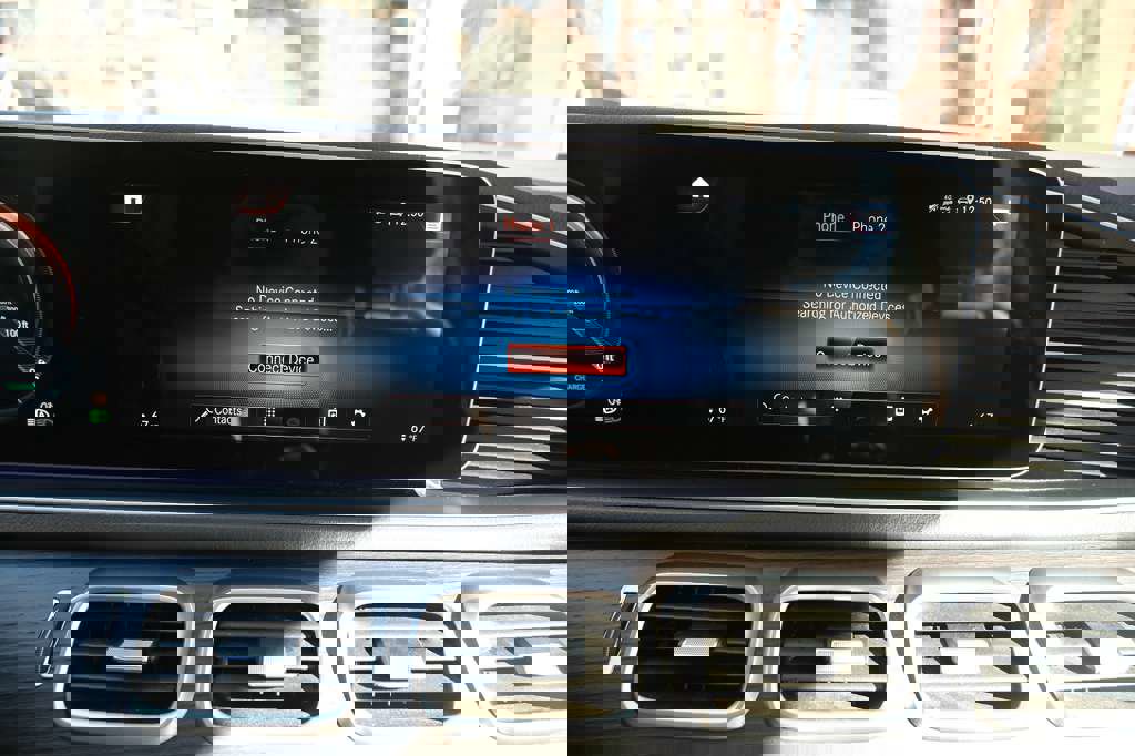 Used 2020 Mercedes-Benz GLS 450 4MATIC image 31