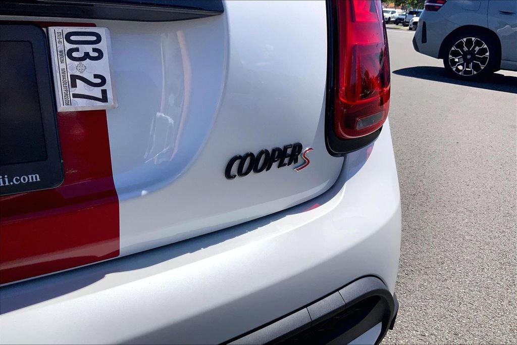 Used 2023 MINI Cooper S FWD image 9