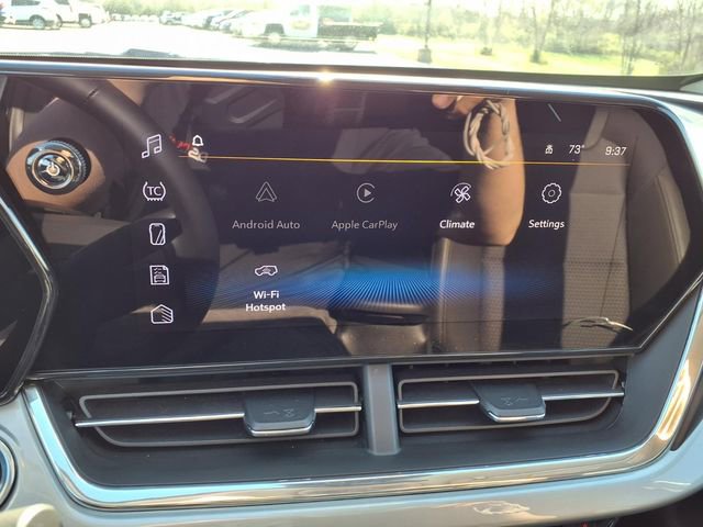 Used 2025 Chevrolet Trax LT w/ LT Convenience Package FWD image 62