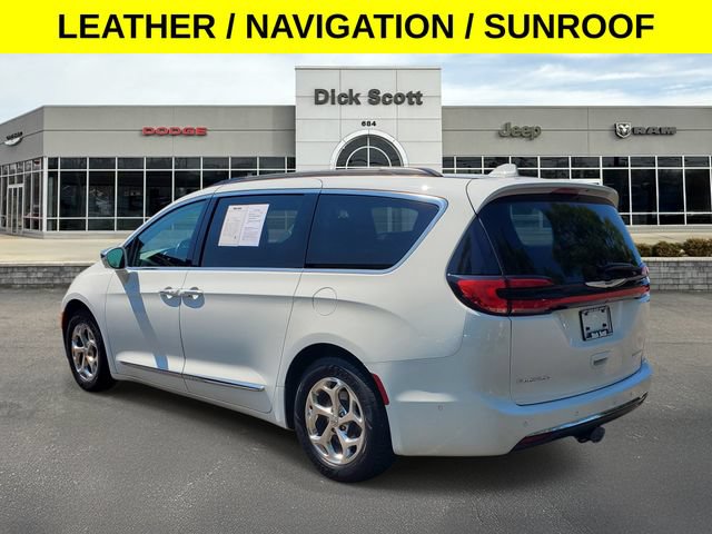 Used 2022 Chrysler Pacifica Limited FWD image 3