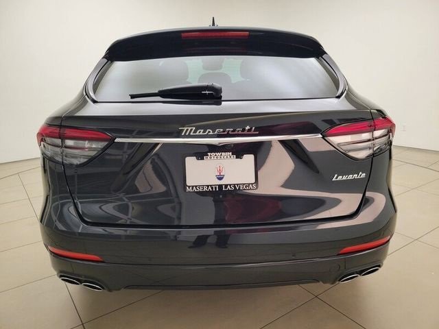 Used 2023 Maserati Levante GT image 6