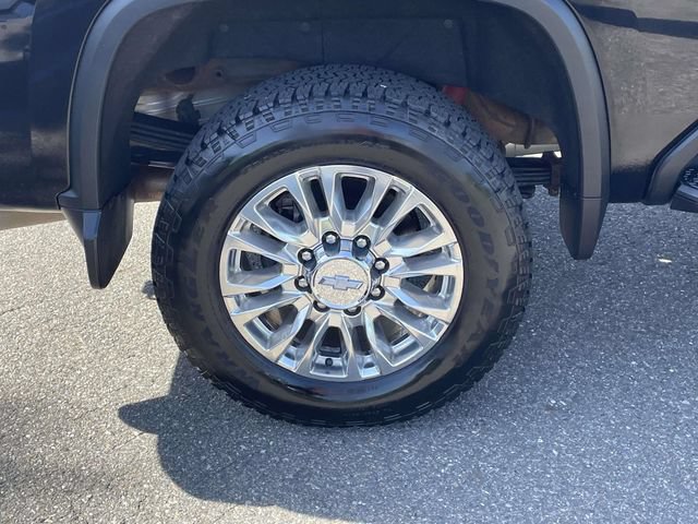Used 2020 Chevrolet Silverado 2500 High Country w/ Z71 Off-Road Package AWD/4WD image 9