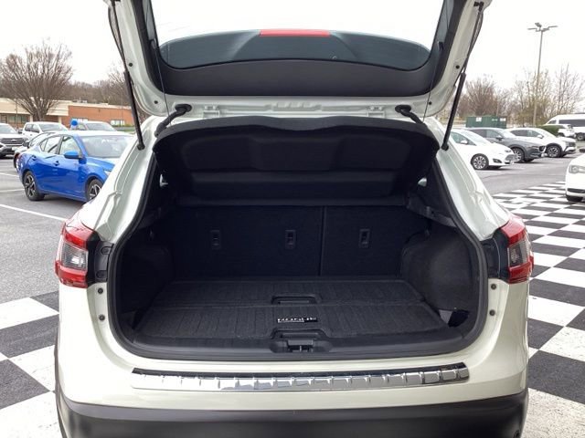 Used 2022 Nissan Rogue Sport SL image 10