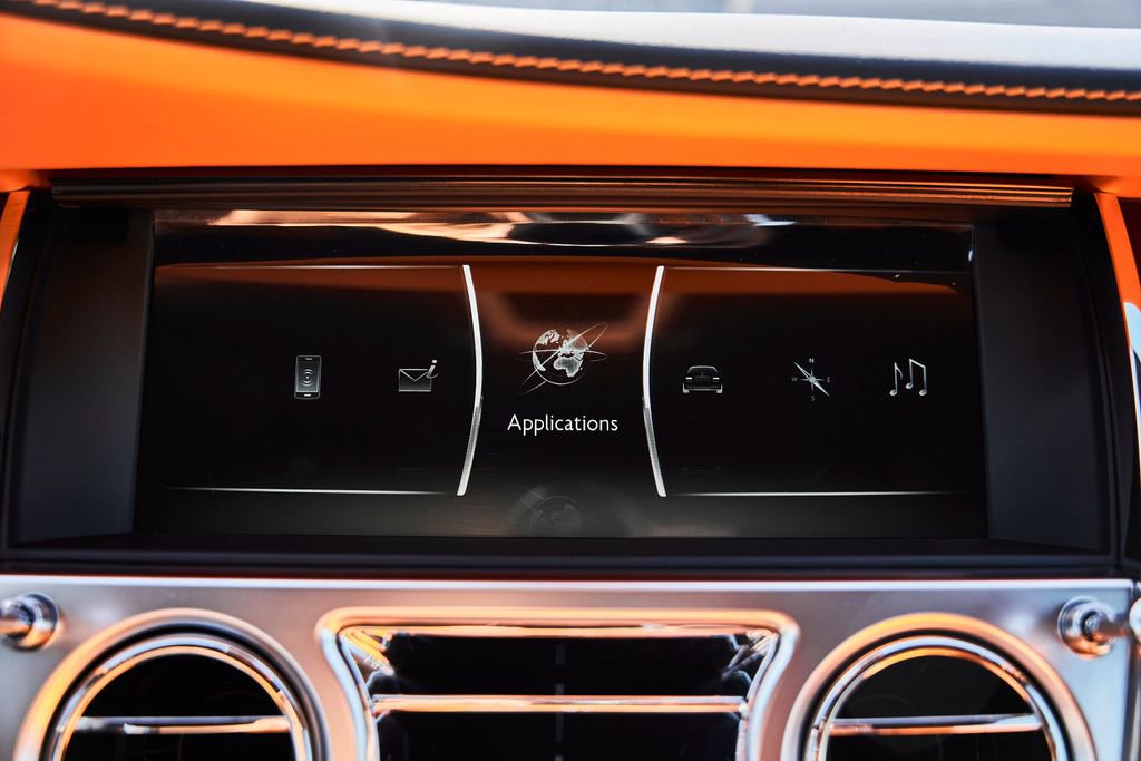 Used 2020 Rolls-Royce Wraith RWD image 64