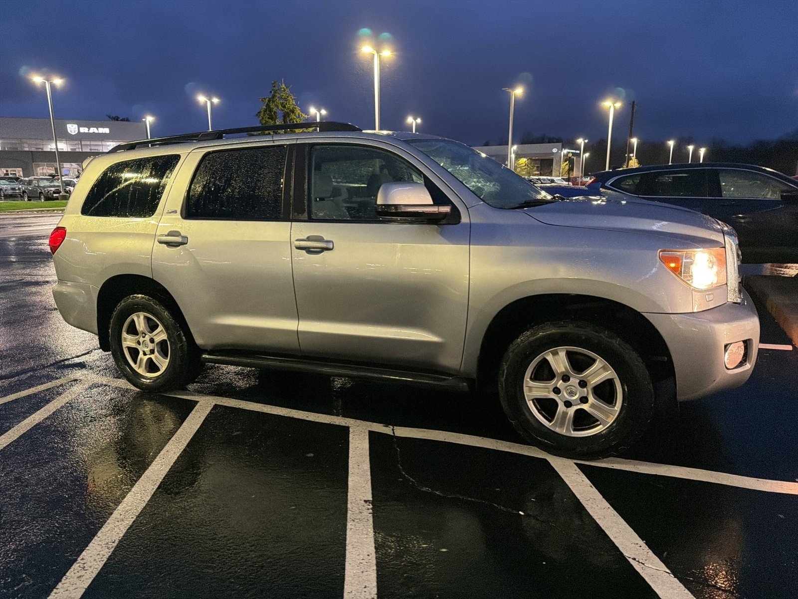 Used 2013 Toyota Sequoia SR5 image 9