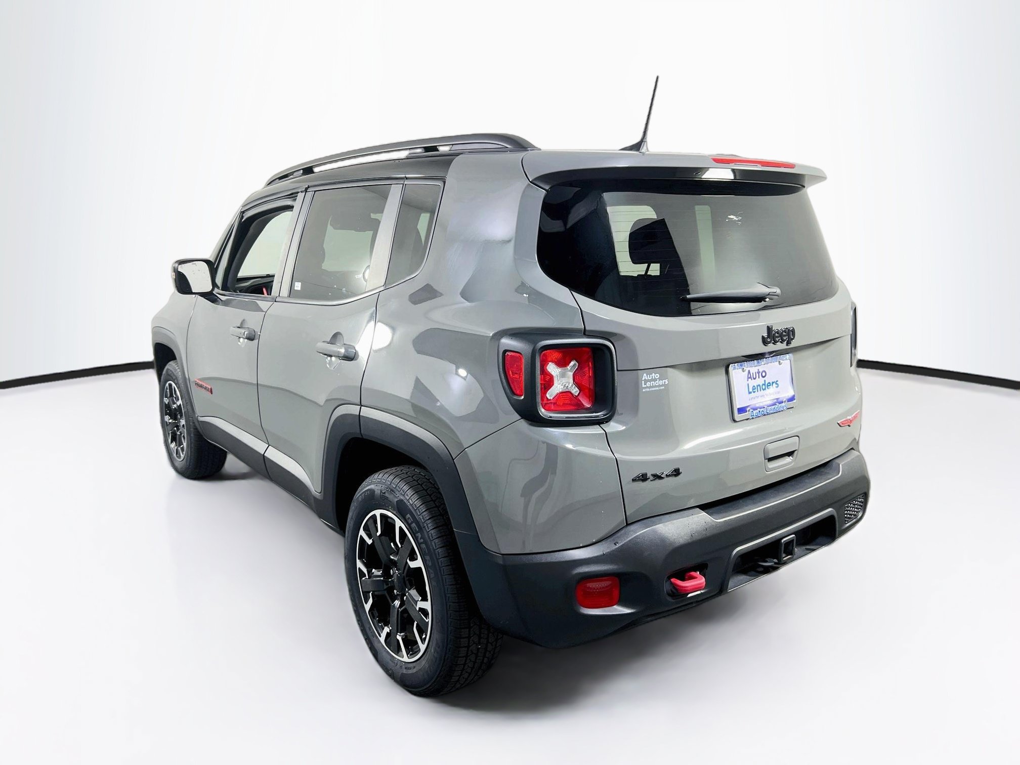 Used 2023 Jeep Renegade Trailhawk w/ Sun/Sound Group AWD/4WD image 7