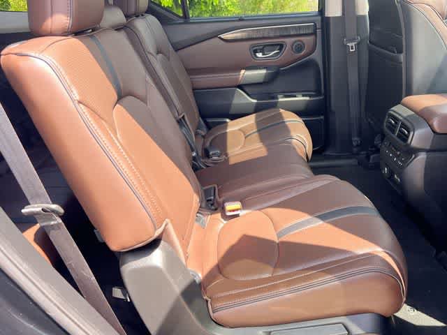 Used 2023 Honda Pilot Elite image 14