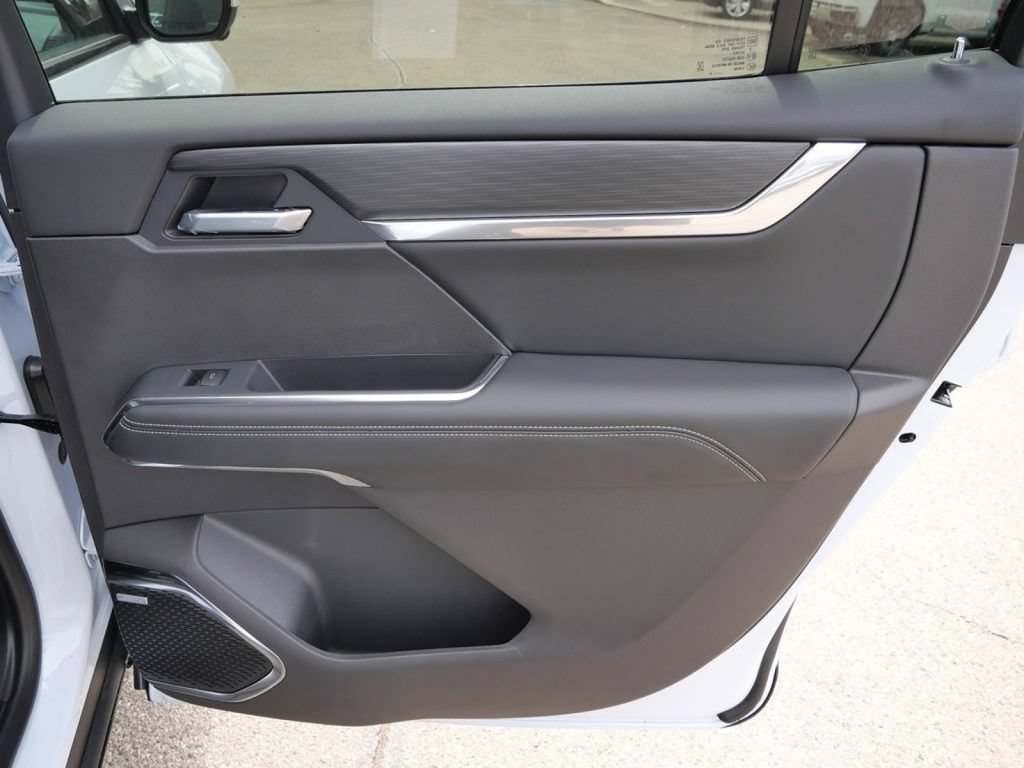 New 2026 GMC Acadia Elevation w/ Black Edition AWD/4WD image 25